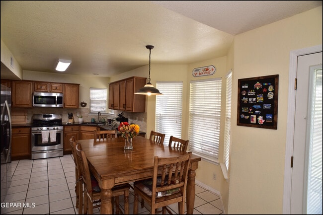 Building Photo - 1316 Black Ridge Dr