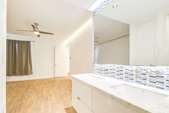 Building Photo - 2829 Timmons Ln