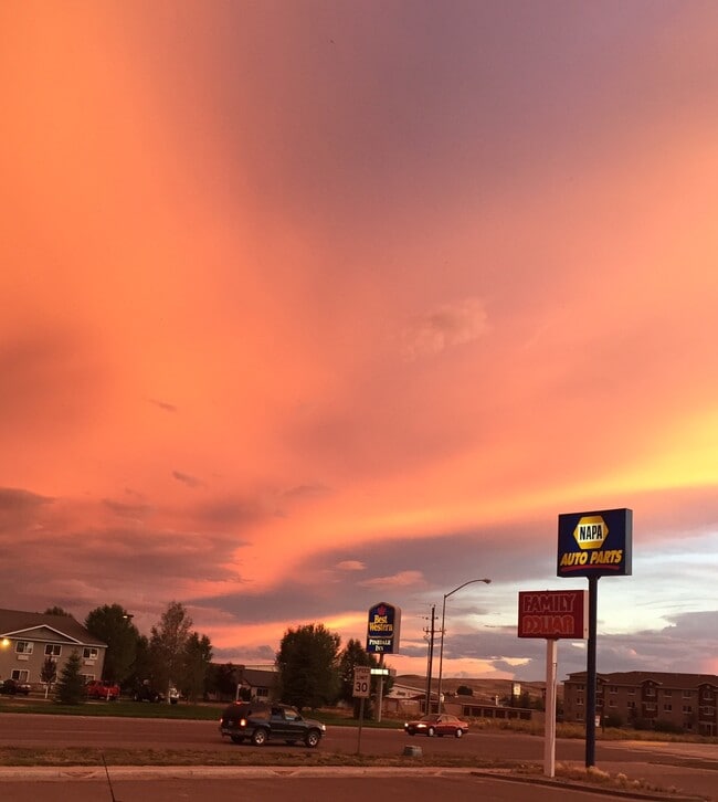 Building Photo - 133 S Fremont Ave