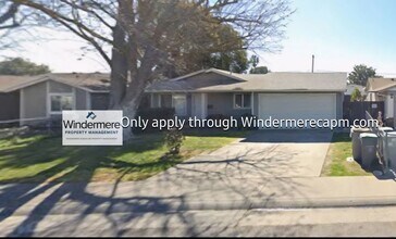 Building Photo - Charming 3 bedroom 2 bath Home- Available Now!