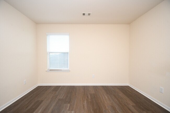 Building Photo - 15447 Signal Ridge Way