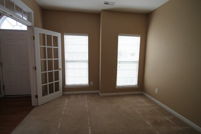 Building Photo - Exclusively Offered by Muse Realty, LLC