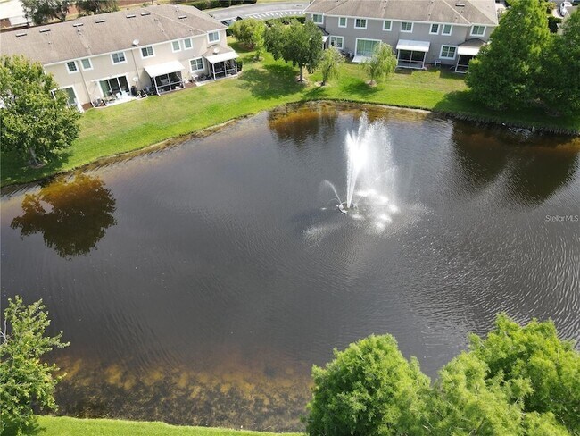 Building Photo - 2656 River Landing Dr