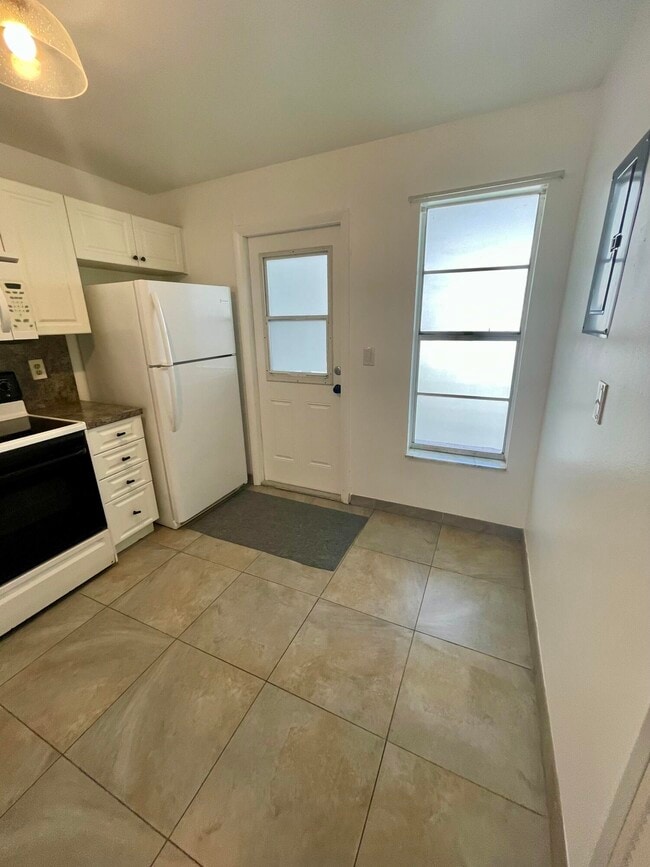 Building Photo - 3777 NW 78th Ave