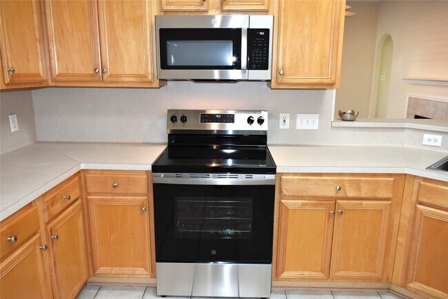 Building Photo - 15318 Ochre Leaf Trail