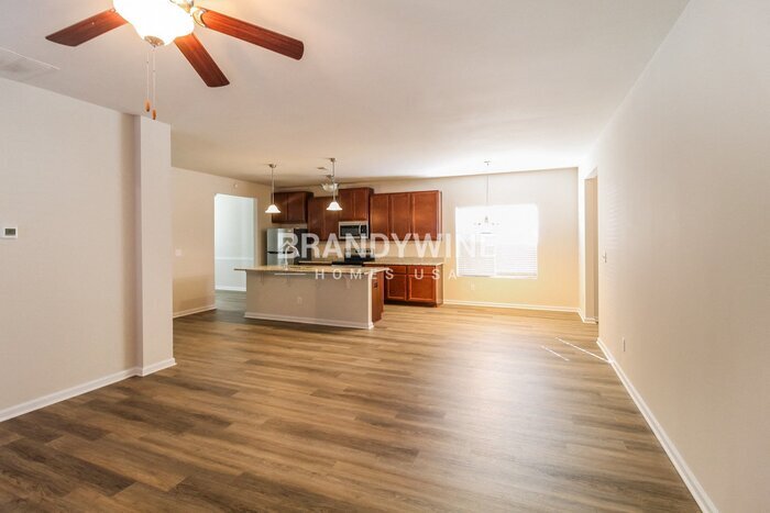 Building Photo - 604 Armitage Way