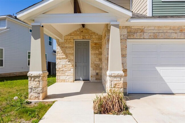 Building Photo - 113 Riverhill Dr