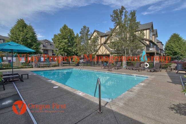 Building Photo - 825 NE Wheelock Pl