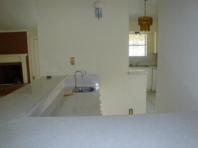 Building Photo - 6806 Caddo Lake Ln
