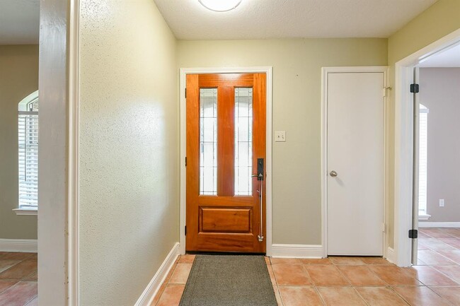 Building Photo - 16746 Square Rigger Ln