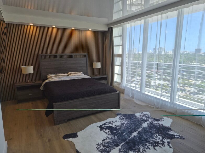 Building Photo - 1720 Harrison St