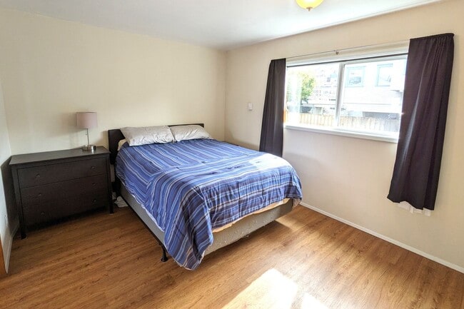 Building Photo - 3022 Federal Ave