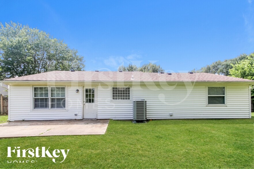 Building Photo - 5501 Furnas Ct