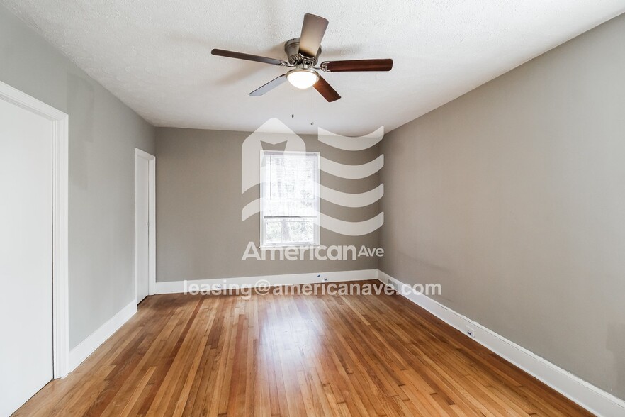 Building Photo - 1665 Twin Pines Dr
