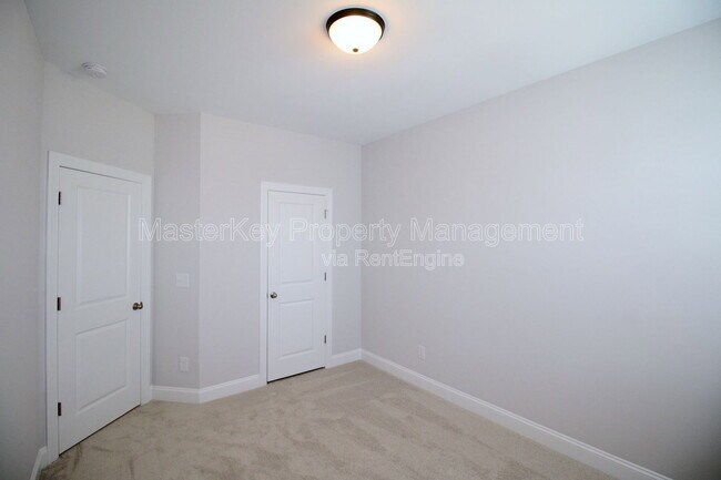 Building Photo - 612 Amaranth Dr