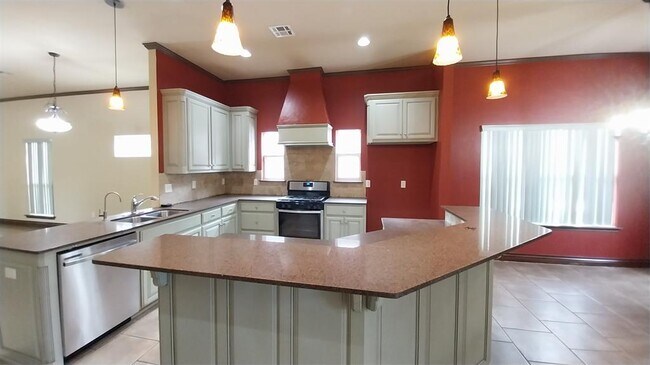 Building Photo - 4304 NW 164th Terrace