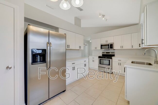 Building Photo - 143 Alta Vista Ct