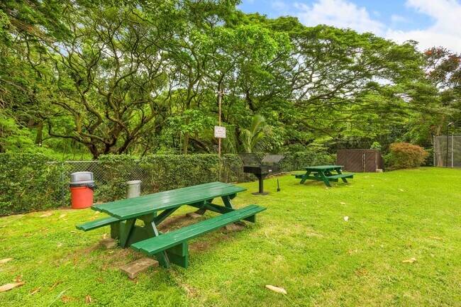 Building Photo - 2 bedroom 1 bath condo in Pearl 1 with 1 covered parking