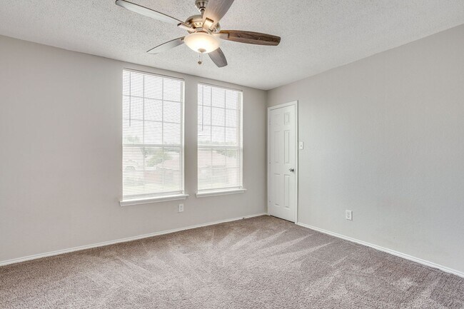 Building Photo - Great Large 4 Bedroom, 2.5 Bath Home Ready for New Tenants- Crowley ISD- 76123