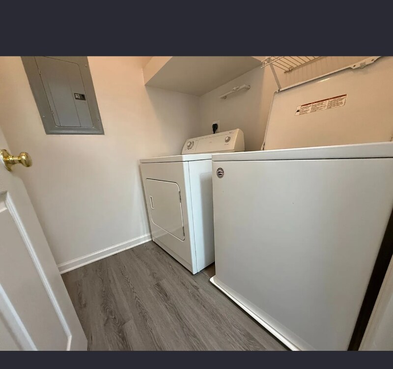 Building Photo - 925 Dorchester Pl