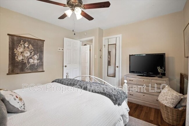 Building Photo - 16100 Gary Ave