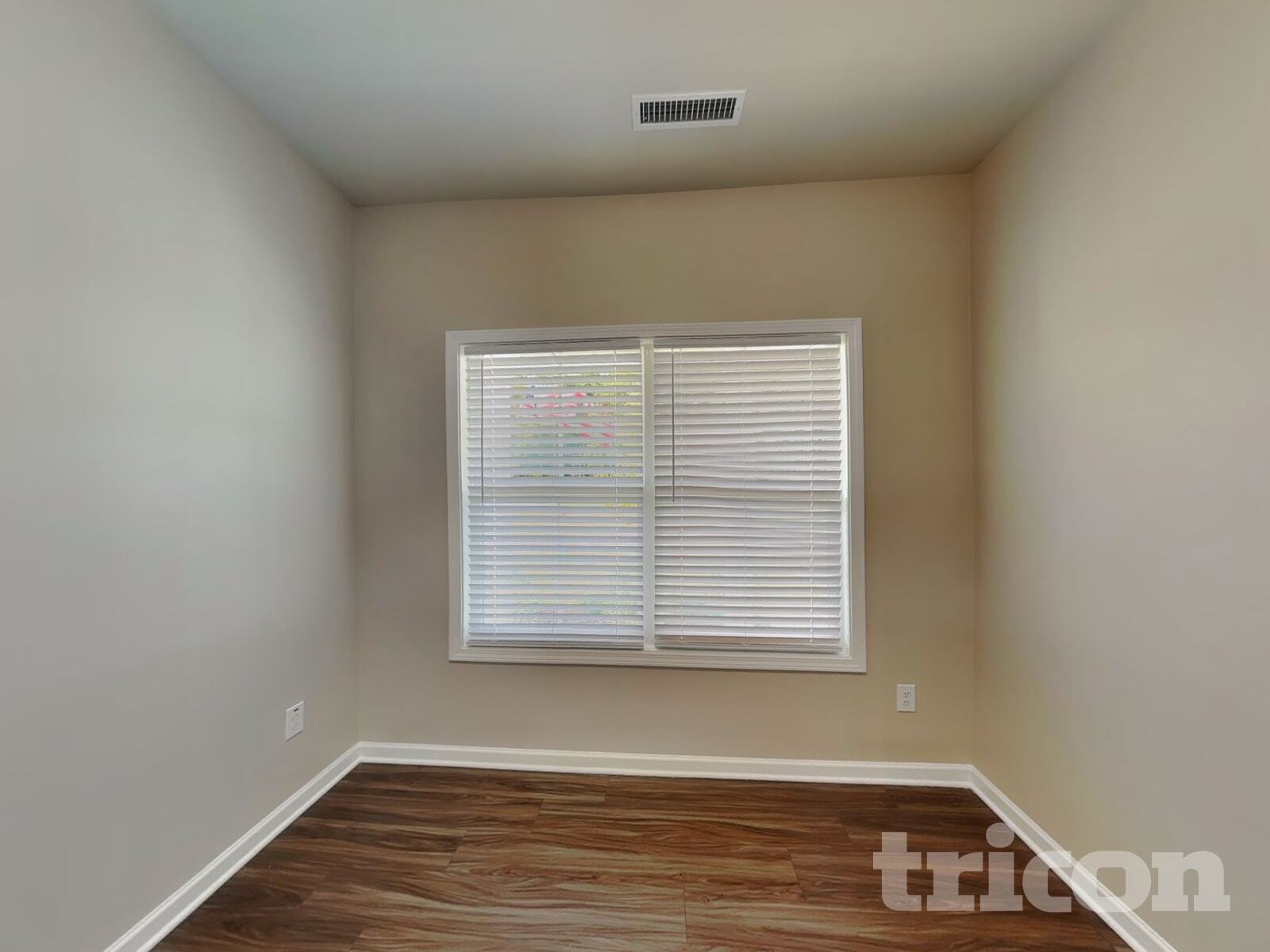 Building Photo - 265 Frst Mdw Ln