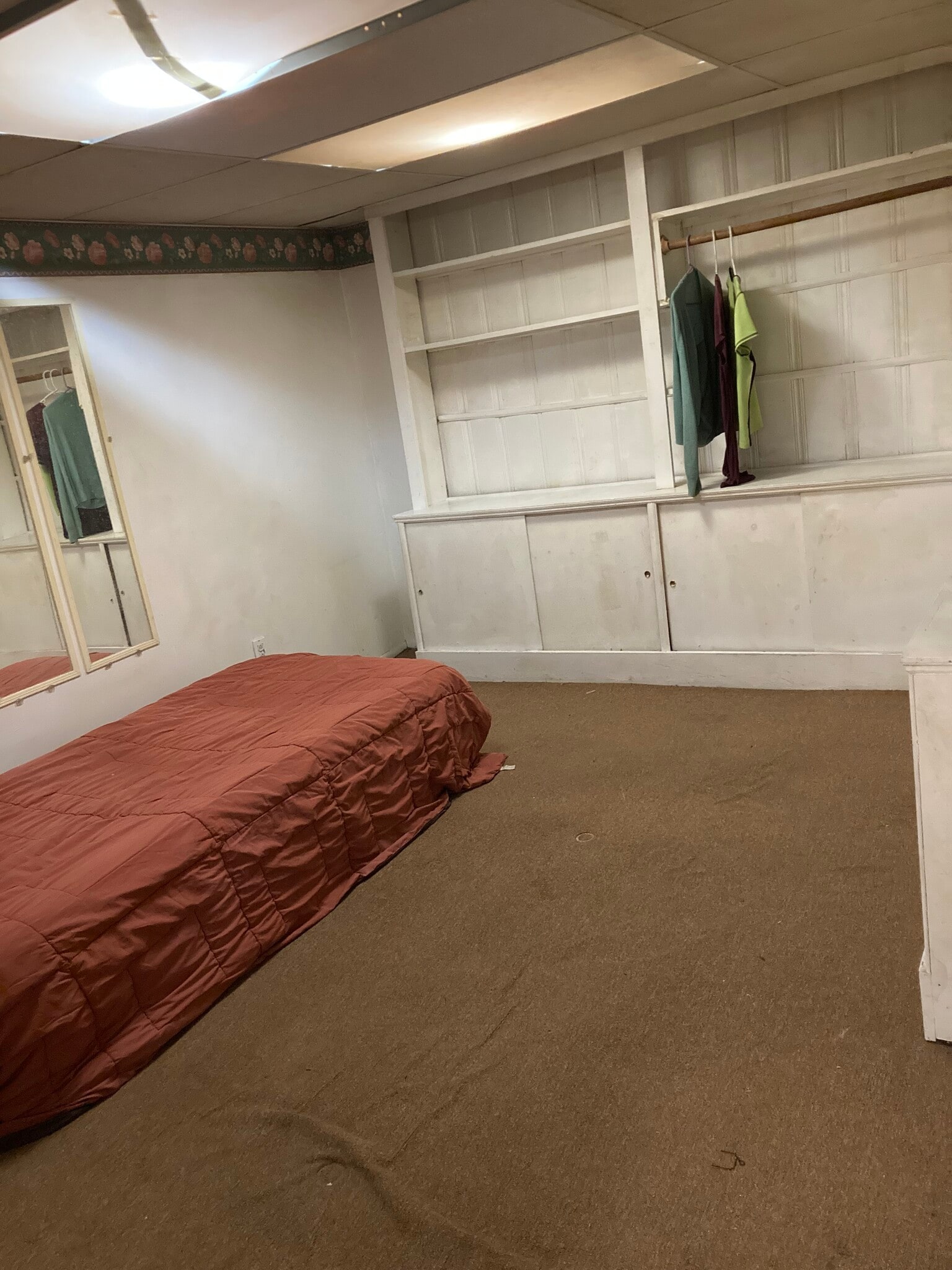 Twin bed bdrm or futon - 764 Lenore Ln