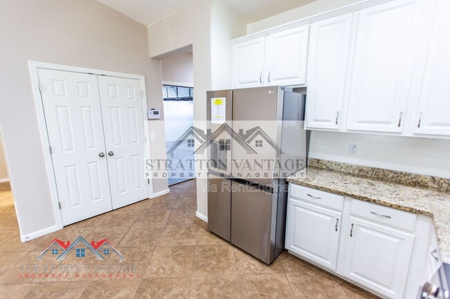 Building Photo - 7465 E Osage Ave