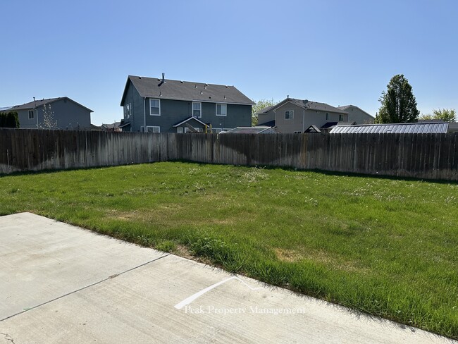 Building Photo - 2524 Colfax Dr