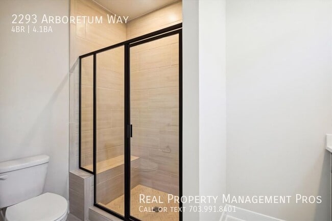 Building Photo - 2293 Arboretum Wy