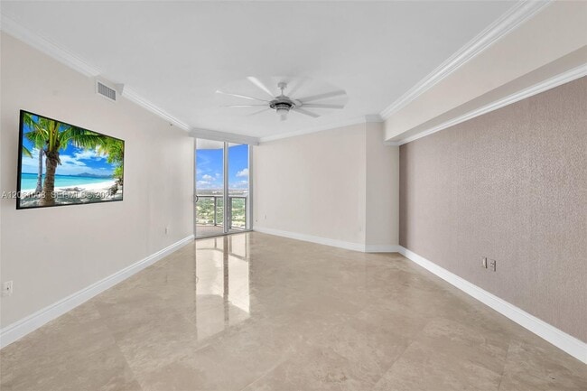 Building Photo - 333 Las Olas Way