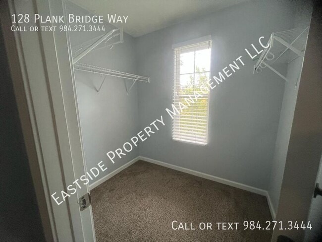 Building Photo - 128 Plank Bridge Way
