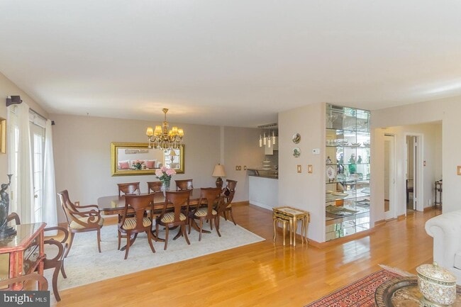 Building Photo - 7628 Westlake Terrace