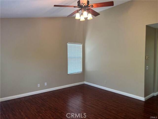 Building Photo - 20 Berlamo