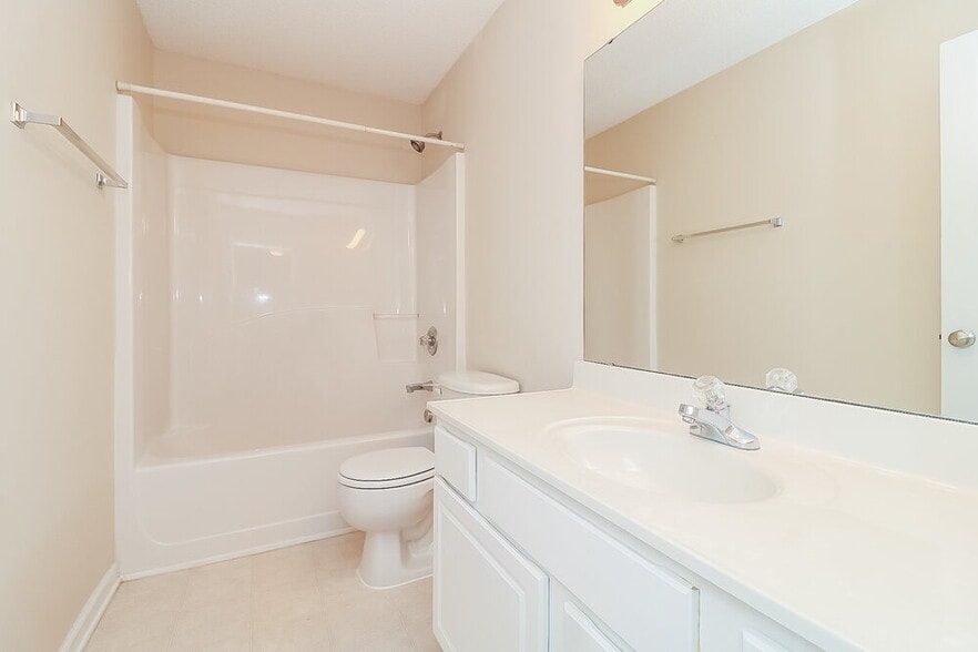 Building Photo - 36 Faircloth Ct