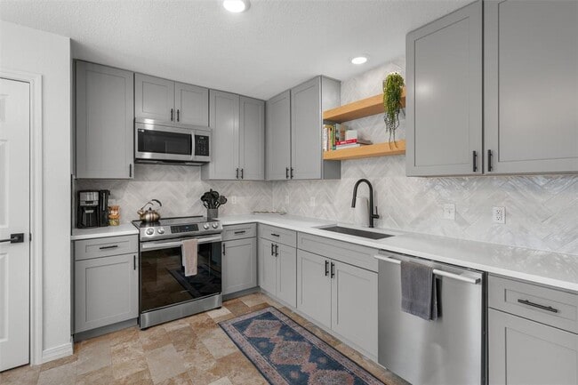 Building Photo - 1509 Strickland Dr