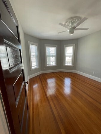 Building Photo - 700 Boston Post Rd