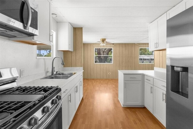 Building Photo - 7305 Score St