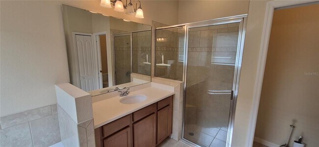 Building Photo - 108 Flame Vine Way