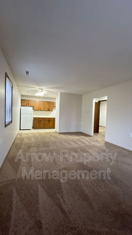 Building Photo - 11141 N 137th St