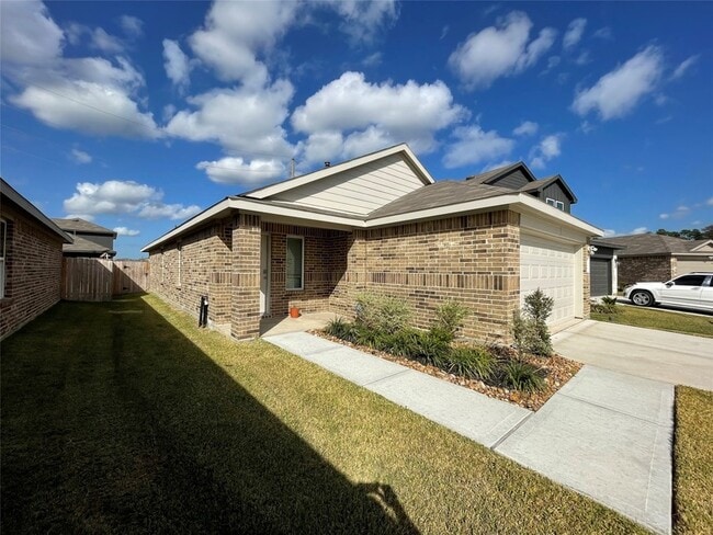 Building Photo - 23811 Desert Brush Ct