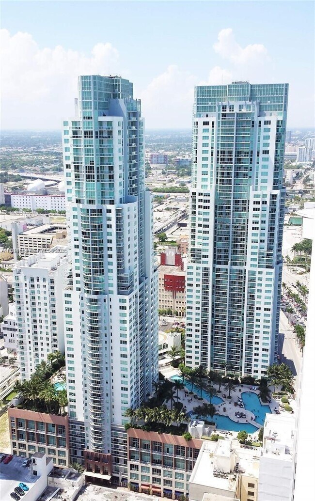 Building Photo - 244 Biscayne Blvd