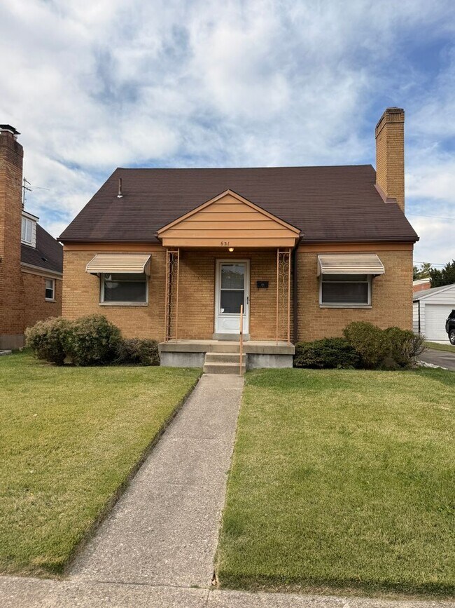 Primary Photo - 631 Hampshire Rd