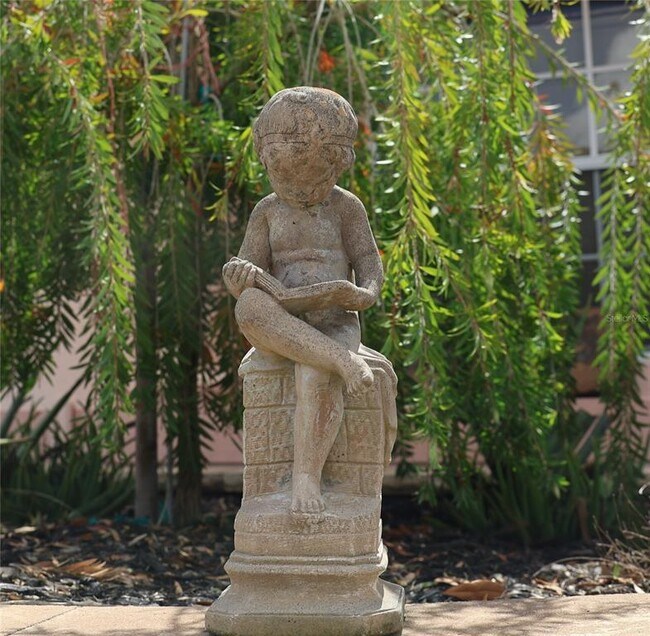 Building Photo - 1304 Santa Rosa Ct