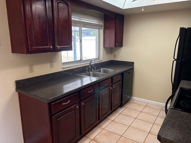 Building Photo - Nice quiet neighborhood in Arbor Ridge Area (32817)