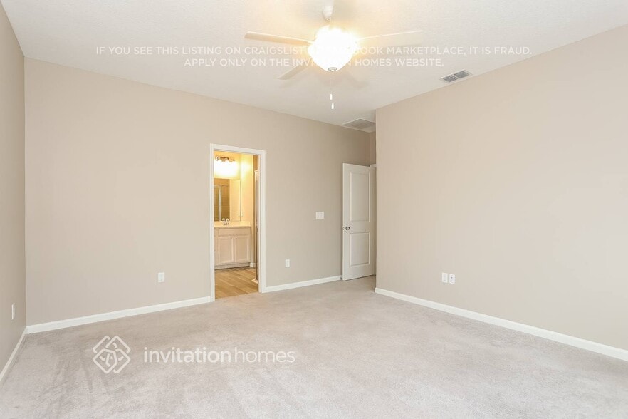 Building Photo - 10051 Lemon Grass Ln