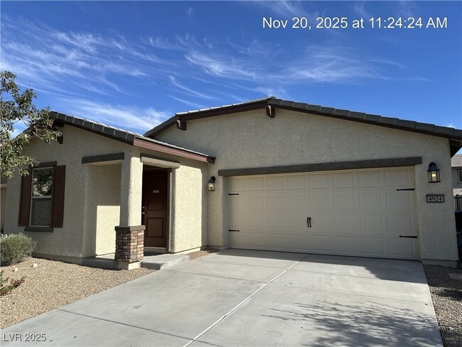 Primary Photo - 4924 Eterno St