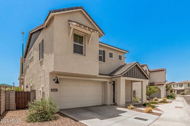 Building Photo - 6528 N 15th Dr