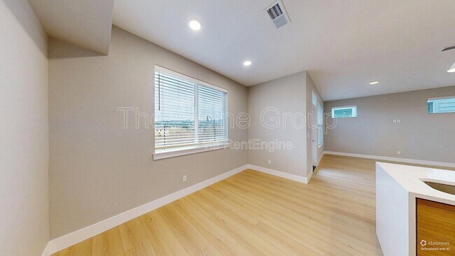 Building Photo - 16505 NW Liberty St