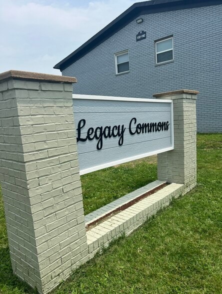 Primary Photo - Legacy Commons